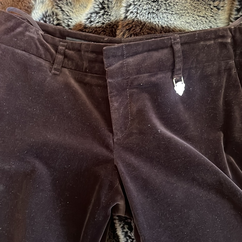 Gucci brown velvet low-rise flared pants in excellent condition